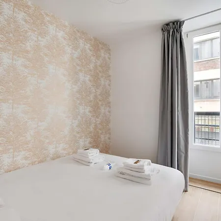 Charming And Bright Large Studio Menilmontant Appartamento *